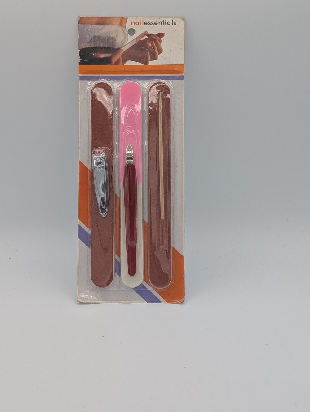 6 Piece Manicure Grooming Essentials Kit Nail Care - NEW by NailEssentials